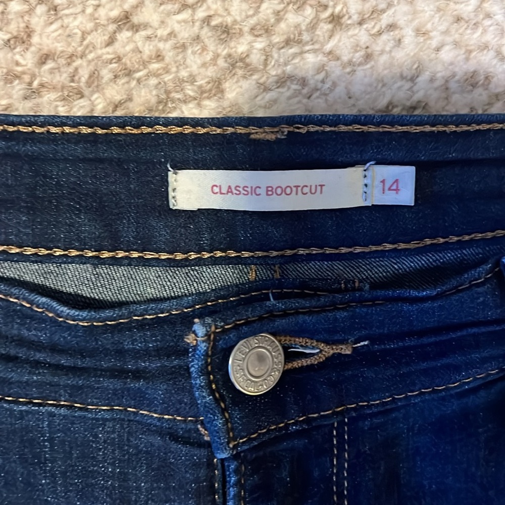 Levis Classic Bootcut - image 2